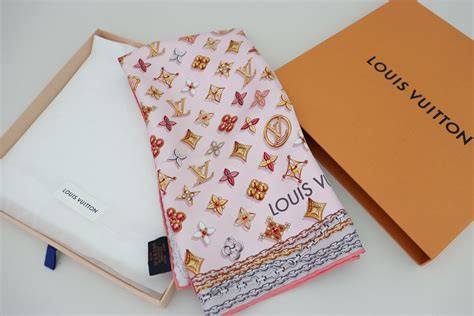 louis vuitton your highness square